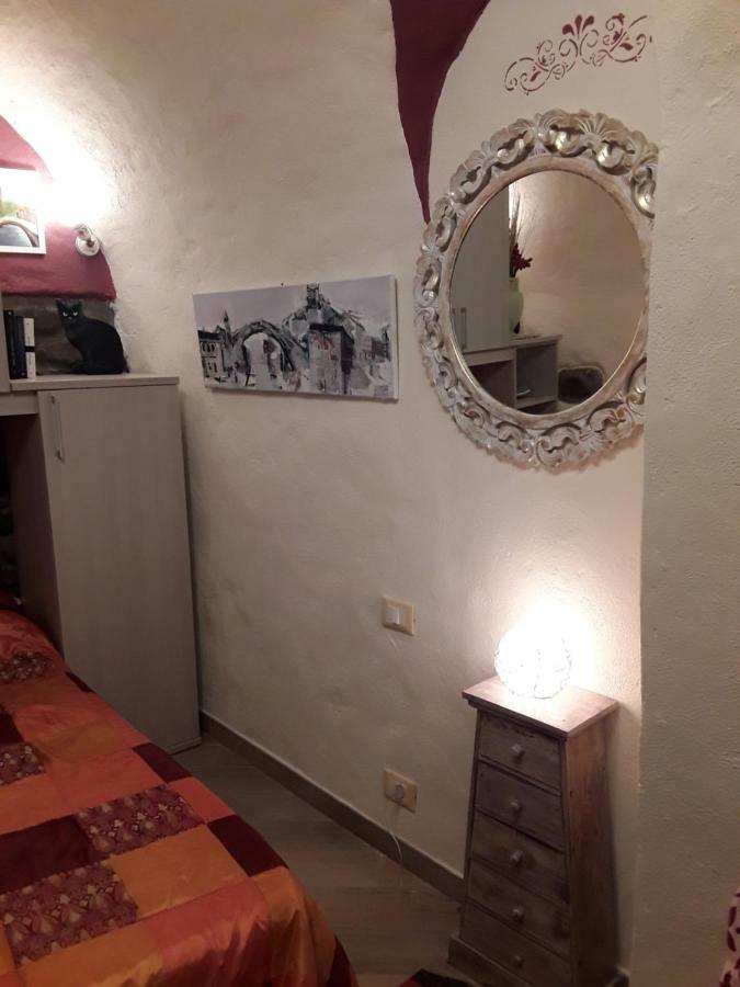 Apartament Il Torchio Dolceacqua Zewnętrze zdjęcie